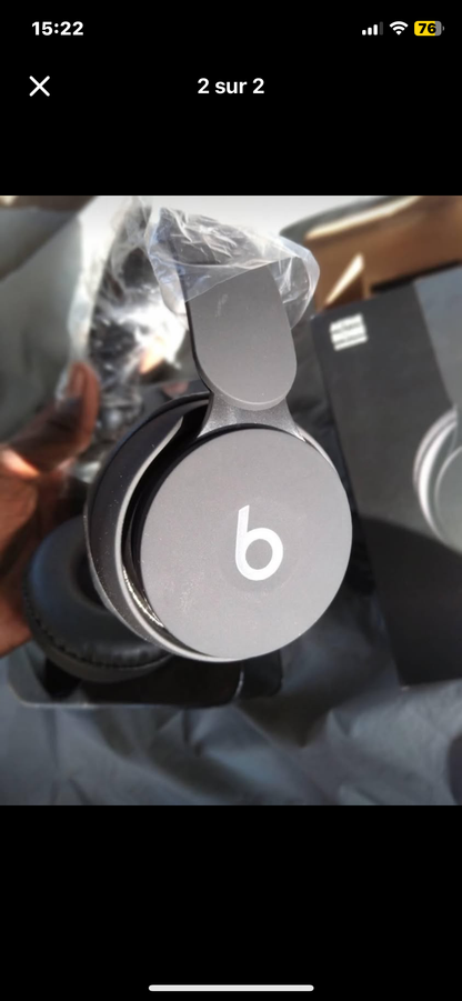 Beats Solo Pro